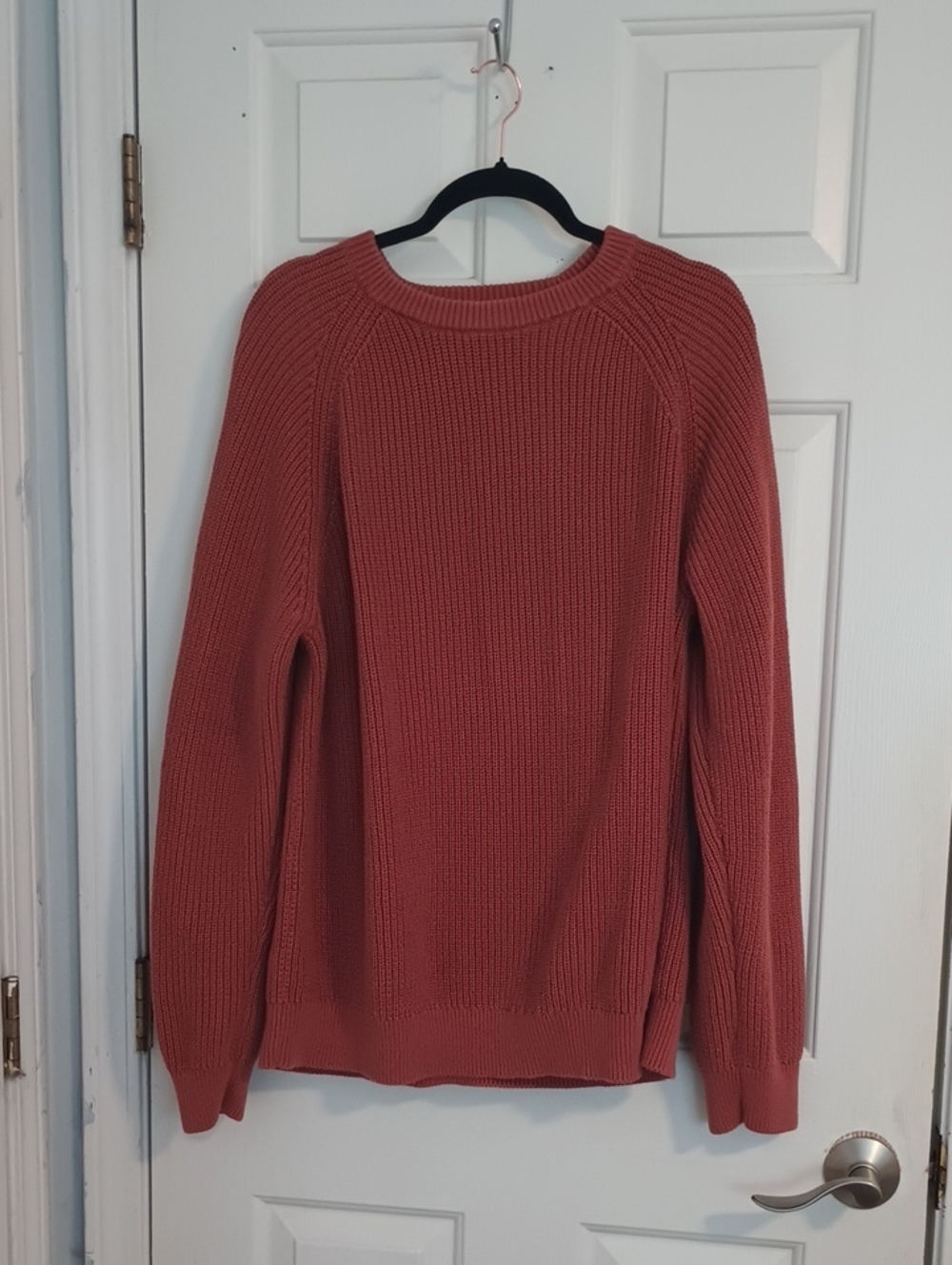 Old Navy Ribbed Crewneck Sweater in Rust
